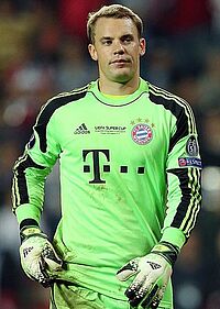 <div class=bu>Manuel Neuer gewinnt den Goldenen Handschuh 2013/14 (Foto Firo)</div>