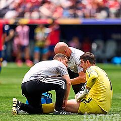 Schluss mit der taktischen Torwart-Auszeit: IFAB und FIFA schränken Coaching-Pausen bei Torwart-Verletzungen ein