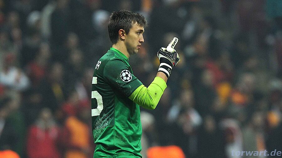 Wm 2018 Russland Fernando Muslera Nationalmannschaft Uruguay Torhuter Im Portrait Steckbrief Torwart De Torwartanalyse Und Wm Einschatzung Hightlight Video Und Fotostrecke Fernando Muslera