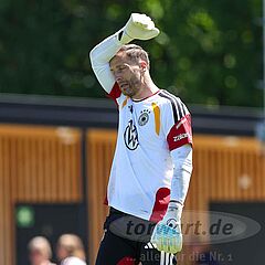 DFB-Training mit Fotoimpressionen in der Herzobase