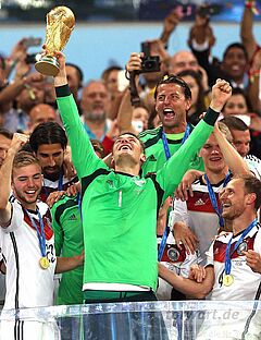 Neuer schreibt WM-Geschichte: Rekordjagd geht weiter